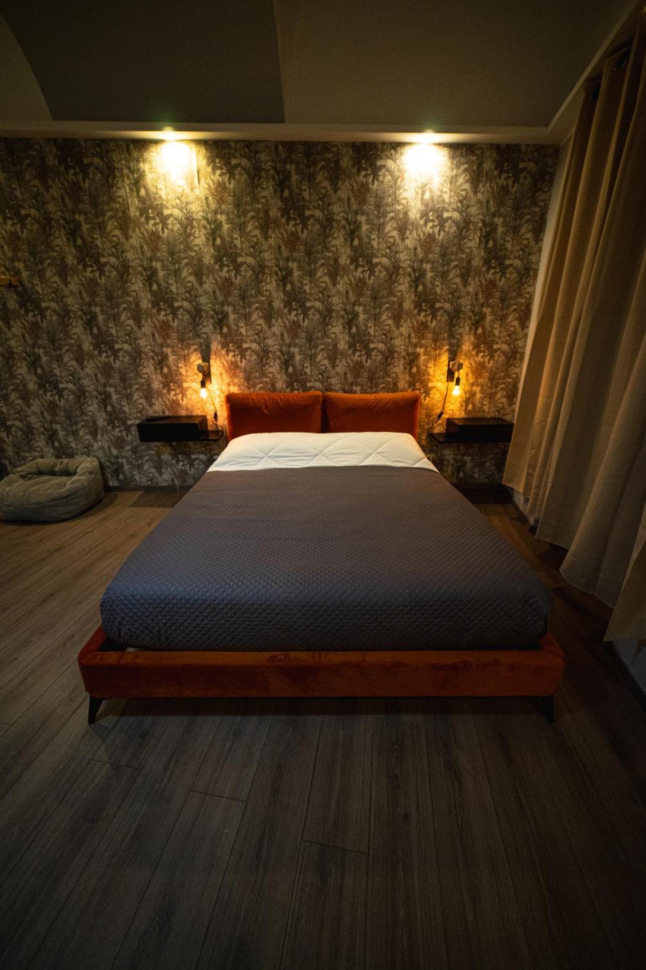 Regis 2 Appartamenti Resort Centro Storico Chivasso Eksteriør bilde